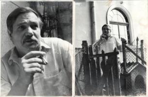 Pusztai Pál (1919-1970) grafikus, karikaturistáról készült 6 db fotó, ázásnyomokkal, foltokkal, sérü...