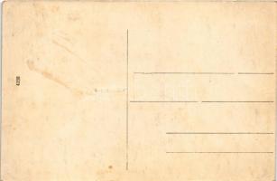 Vajdahunyad, Hunedoara; vár, Hunyadi János tér, Cserna-patak, Református templom, Vasgyári hivatal, ...