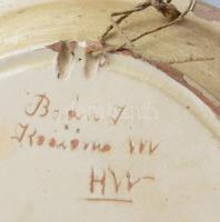 Baán Imre, Hódmezővásárhely. Mázas kerámia, kézzel festett, jelzett, kisebb mázhibákkal. 24 cm