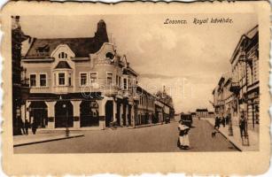 Losonc, Lucenec; Royal kávéház, bank, Havas Samu üzlete. Lantos Aranka kiadása / café, bank, shops