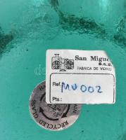 Hólyagos alakú üvegváza, fém szerelékkel, anyagában türkizzölden színezett üveg, címkével jelzett, f...