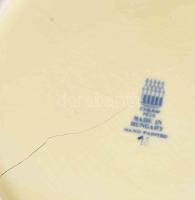 Zsolnay bambuszmintás 12 darab süteményes tányér. Jelzett, 3 darab repedéssel, d: 17,5 cm