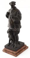 Beszédes János László (1874-1922): Juhász a kutyájával. Patinázott bronz, márvány talapzaton, jelzet...