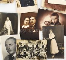 70 darab régi fotólap, képeslap, klf témákban és állapotban