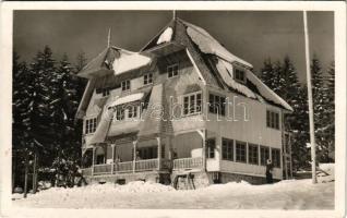 Hargitafürdő, Hargitha-Bai; Uz Bence menedékház télen. Andory Aladics Zoltán mérnök felvétele / tourist house in winter