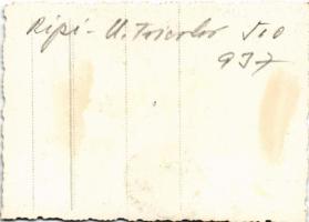 RIPENSIA Temesvár - Unirea Tricolor Bucuresti (Bukarest) 5:0 labdarúgó mérkőzés, focisták a meccs kö...