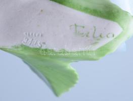 Herendi 2 darab plasztikus virág, sérüléssel, klf jelzéssel