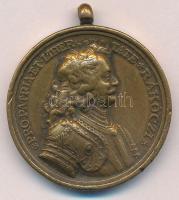 1938. &quot;Felvidéki Emlékérem&quot; bronz kitüntetés mellszalag és függesztőkarika nélkül T:XF ph.  Hungary 1938. &quot;Upper Hungary Medal&quot; bronze decoration without ribbon and suspension ring C:XF edge errors  NMK 427.