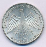 NSZK 1972J 10M Ag "Olimpia-München / Csomó" T:AU
FRG 1972J 10 Mark Ag "Olympic Games...