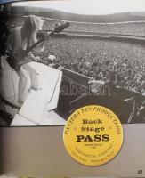 Richard Bienstock: Aerosmith. A bostoni rosszfiúk részletes, illusztrált története. Ford.: Varga Csa...