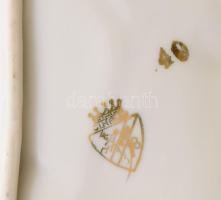 Német historizáló tálka és bonbonier, jelzett, kis kopással, h: 12-16 cm