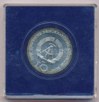 NDK 1968. 10M Ag "Johann Gutenberg" eredeti műanyag tokban T:UNC patina
GDR 1968. 10 Mark...