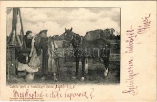 1903 Hortobágy, csikós idill a hortobágyi kútnál, magyar folklór. Pongrácz Géza kiadása. Kiss Ferenc eredeti fényképe után (EK)