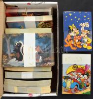 WALT DISNEY - 700 db modern postatiszta képeslap: 14 különböző képeslap 50 darabos csomagokban / 700 modern unused postcards - 14 different postcards in packs of 50