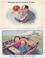 34 db RÉGI humoros képeslap vegyes minőségben, Donald McGill szignóval / 34 pre-1945 humorous postcards in mixed quality, signed by Donald McGill