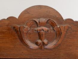 cca 1925 Friedrich Mauthe Schwenninger negyedütős falióra. Kulcs nélkül, házon kis sérülésekkel, m: ...