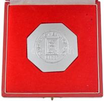 1987. "Budapest Bajnokság 1986-87" kétoldalas, ezüstözött nyolcszögletű fém díjérem díszto...