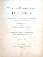 Bolyai János: Appendix. [Bolyai Farkas ,,Tentamen" című kétkötetes matematikai monográfiájához írt geometriai függelék, a nem-euklidészi geometria alapozó műve. Második kiadás. Képkötet. ] Wolfgangi Bolyai de Bolya: Tentamen. Iuventutem studiosam in elementa matheseos purae elementaris ac sublimioris methodo intuitiva evidentiaque huic propria introducendi, cum appendice triplici. Tomus II. Elementa geometriae et appendices. Pars Secunda: Figurae. [Budapest] Budapestini, 1904. Sumptimbus Academiae Scientiarium Hungaricae (Typis Societatis Franklinianae. VII + [1] p. + 82 t. (kőnyomat). Bolyai János (1802-1860) matematikus, a magyar geometria legnagyobb alakja. Matematikus apja, Bolyai Farkas (1775-1856) nyomdokain Bolyai János is főként geometriával foglalkozott, és apja éppen készülő, Tentamen című kétkötetes matematikai monográfiájához illesztette saját kiegészítését, a geometriai ábrákat tartalmazó Appendixet. (Marosvásárhely, 1832-1833). Az Appendix a magyar matematika egyik legbecsesebb műve, a nem-euklidészi geometria alapozó munkája, mely nélkül a 20. századi fizika el sem képzelhető. Példányunk néhány levelének fűzése meglazult. Aranyozott, enyhén kopott kiadói félbőr kötésben. Jó példány.