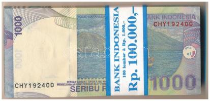 Indonézia 2013. 1000R (100x) sorszámkövetők, eredeti banki kötegelővel T:UNC,AU hullámos papír Indonesia 2013. 1000 Rupiah (100x) consecutive serials, with original bank currency strap C:UNC,AU wavy paper Krause P#141