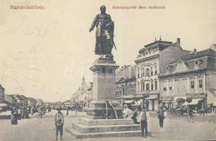 Marosvásárhely Széchenyi square with Bem statue and shoe warehouse