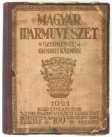 1921-1926 Magyar Iparművészet. Az Országos Magyar Iparművészeti Múzeum és Iskola és az Orsz. Magyar Iparművészeti Társulat közlönye. Szerk.: Györgyi Kálmán. XXIV., XXV., XXIX. évfolyamok (valószínűleg hiányos). Bp., 1921-1926, O. M. Iparművészeti Társulat. Szövegközti és egészoldalas képekkel gazdagon illusztrálva. Félvászon-kötésben, kissé viseltes borítóval, helyenként sérült, kijáró lapokkal.