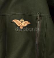 Magyar katonai pilóta kabát béléssel. 170/50-es méret, kiváló állapotban