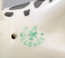 Hollóházi art deco zsiráf. Terv.: Grunda Károly. Kézzel festett, jelzett, hibátlan, m: 19,5 cm