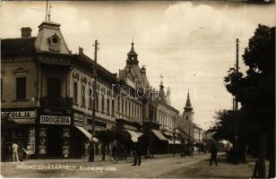 1943 Hódmezővásárhely, Andrássy utca, Vadász drogéria, üzletek (EK)