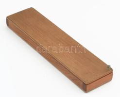 Dr. Weisz Rezső és Wessel Flóra orvosok, réz pecsétnyomói, fa borotvatartó dobozban