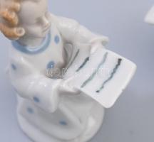 Német zenélő gyermekek porcelán figura csoport. 3 darab, jelzés nélkül, egyiken lepattanással, m: 8,...