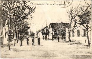 1925 Dunaharaszti, Erzsébet utca. Hangya szövetkezet kiadása (EK)