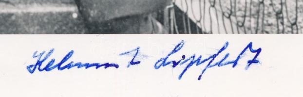 Helmut Lipfert (1916-1990) német Luftwaffe pilóta, repülő ász autográf aláírása őt ábrázoló képen (k...