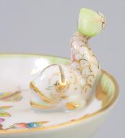 Herendi Viktória mintás tálka, koi hal figurával, jelzett, h: 10 cm