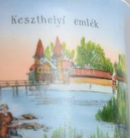 Keszthely emlékbögre, a Tófürdő ábrázolásával, m: 8 cm
