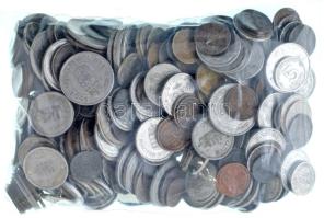 Vegyes, magyar és külföldi érmetétel 1950-ig, mintegy ~1kg súlyban T:vegyes Mixed, Hungarian and foreign coin lot, coins until 1950 (~1kg) C:mixed