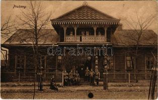 1916 Pruzhany, Pruzany; német katonák egy villa előtt az első világháborúban / WWI German soldiers in front of a villa + "HADTÁP-POSTAHIVATAL 147." (EK)