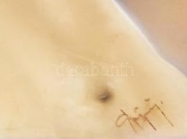 Olvashatatlan jelzéssel, magyar festő, 1920-40 körül: Női akt. Pasztell, papír, lap alján ázásnyomok...