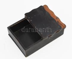 Antik kínai aranyhal mintás fa ékszeres doboz, kopással, 16x11 cm