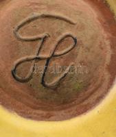 Gorka Lívia (1925 - 2011): Kacsamintás tálka. Jelzett, javított, 13x12 cm