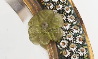 cca 1900, Murano üveg mikromozaik díszítéses asztali tükör. Rendkívül gazdag mikromozaik kamillamint...