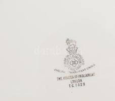 Royal Doulton dísztál, a Parlament ábrázolásával, jelzett, d: 26,5 cm