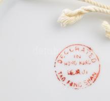 Hong Kong-i dísztál, jelzett, d: 23,5 cm