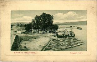 1914 Párkány, Stúrovó; Dunaparti részlet, faúsztatás, uszályok. W. L. Bp. 5823. 1912-15. / Danube riverside, port, barges (fl)