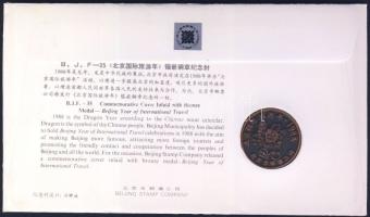 Kína 1988. "Nemzetközi Utazási Év Peking" Br emlékérem érmés, bélyeges elsőnapi borítékon,...