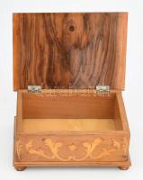 Intarziás sakk doboz, figurák nélkül, 21x15x9 cm