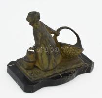 Kopcsányi Ottó: Dísztál. Jelzés nélkül, d: 20,5 cm