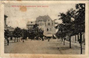 1911 Szolnok, Kereskedelmi bank palotája, Gömöri József üzlete (fl)