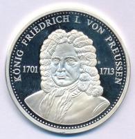 Németország 1982. "König Friedrich I. von Preussen 1701-1713 / Königreich Preussen seit 1701." Ag emlékérem (19,91g/0.999) T:AU (eredetileg PP) Germany 1982. "König Friedrich I. von Preussen 1701-1713 / Königreich Preussen seit 1701." Ag commemorative medallion (19,91g/0.999) C:AU (originally PP)