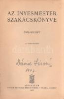 [Magyar Elek]: Az Ínyesmester szakácskönyve. 2500 recept. 15-20.000 példány. Budapest, 1933. Athenaeum Irodalmi és Nyomdai Rt. 510 + [2] p. A kötet szerzője Magyar Elek (1875-1947) újságíró, gasztronómiai író. Újságírói munkája során egyaránt írt tárcákat a régi Budapestről, politikai cikkeket, kritikákat, sport- és lóverseny-tudósításokat. Szerteágazó érdeklődése tetten érhető receptkönyvében, melynek gazdag receptúra-gyűjteményét gasztro-kulturális kitérők tarkítják, e kitérőkben számos, az étkezési kultúrához kötődő, személyes lóversenypálya környéki és újságírói anekdotát oszt meg, tárcaírásokat közöl a pesti kulináris kultúráról, cukrászdákról és kávéházakról, illetve erősen véleményez egynémely gasztronómiai rémtettet. Az összetéveszthetetlen stílusú szerző névtelenül vezette ,,Ínyesmester" című gasztronómiai tárcarovatát a Pesti Hírlapban, a szöveg jó része onnan került át a kötetbe. A munka első kiadása 1932-ben jelent meg, példányunk a második kiadásból való. Az előzékeken halvány foltosság és javítás, példányunk fűzése kissé meglazult. Horváth 1004. Éliás-Szántó 47.2. Feliratozott, illusztrált, sérült gerincű kiadói egészvászon kötésben, az oldalsó lapszéleken apró, halvány foltosság.