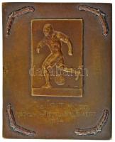 Berán Lajos (1882-1943) 1924. "Az O.T.K.tól 100adik játékod emlékére" egyoldalas bronz emlékplakett (86x106mm) T:AU patina